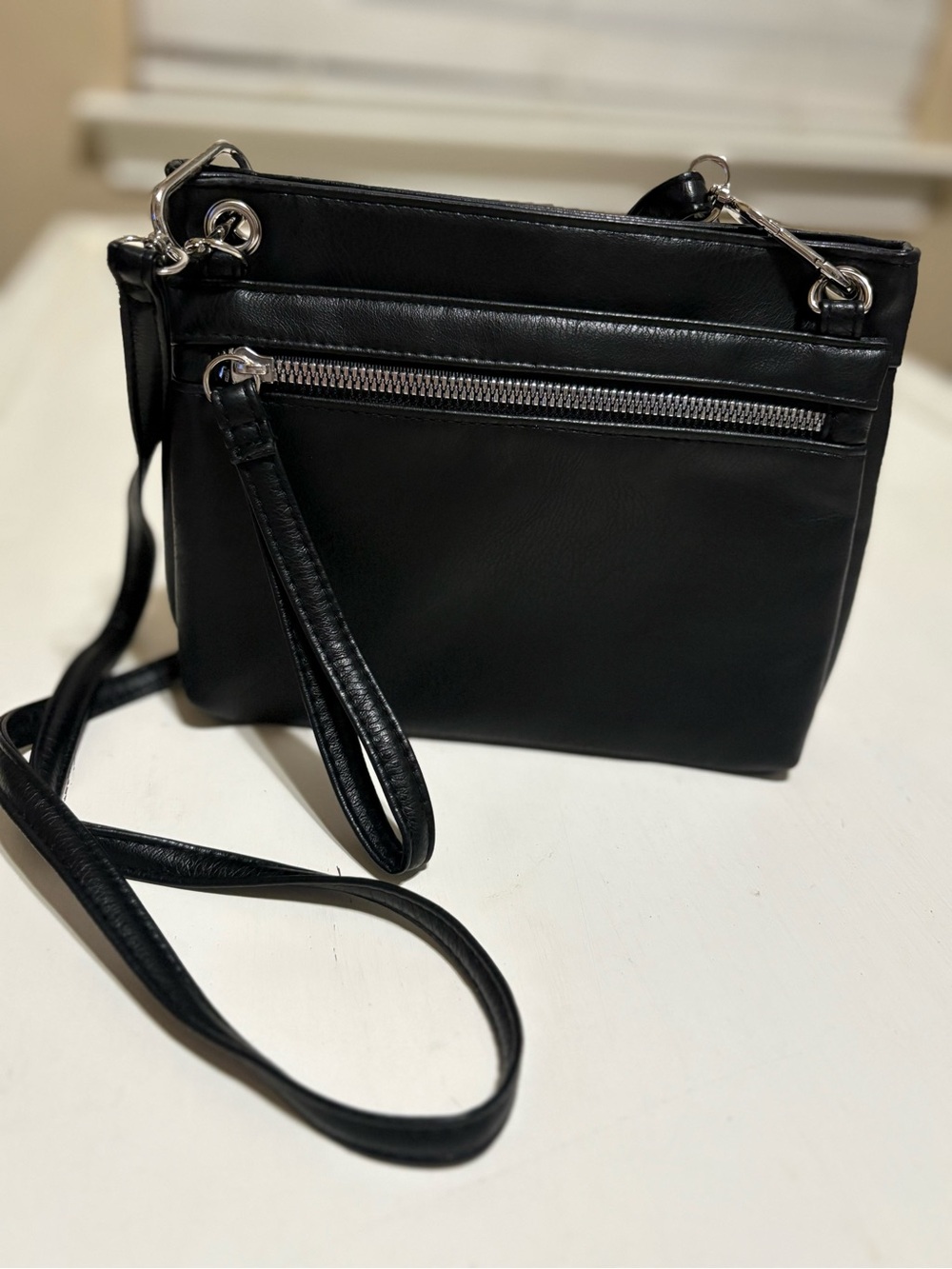 Black Leather Crossbody Bag - Sleek Everyday Style